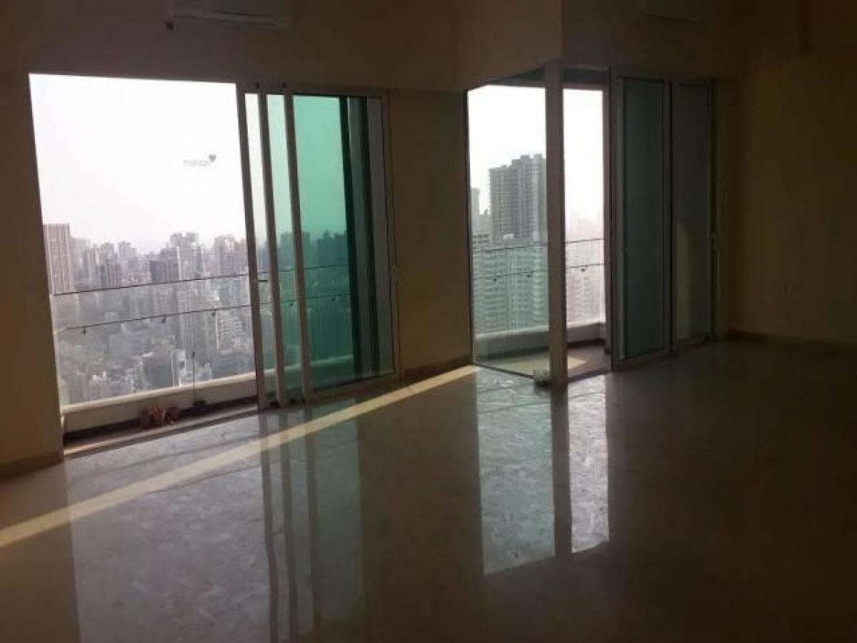 Casa de 4 dormitorios en Mumbai, India No. 17096