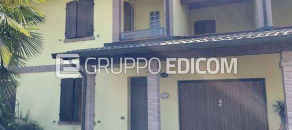 Дом с 6 комнатами в Ченто, Италия № 276701 7