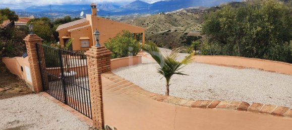 3 Schlafzimmer Haus in Canillas de Aceituno, Spain, Nr. 186792 10