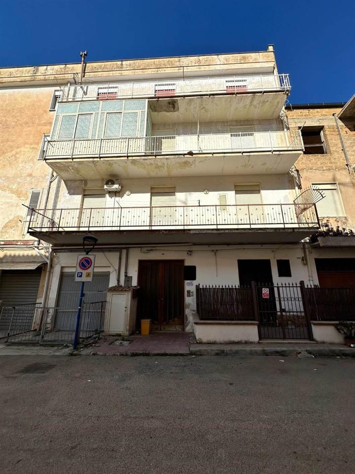 4-salle Appartement à Ribera, Italy No. 145067