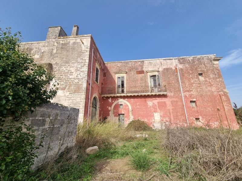 15 rooms House in Monteroni di Lecce, Italy No. 224839