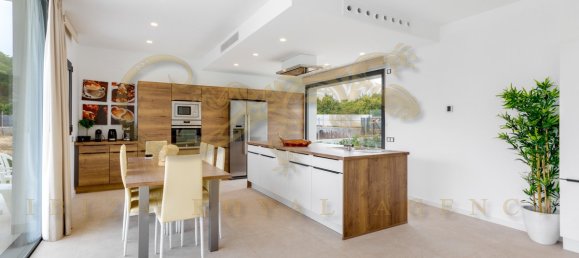 Вилла с 4 спальнями в Пуч-де-Рос, Испания № 1071 3