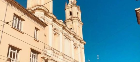 3 rooms Apartment in Parma, Italy No. 23555 2