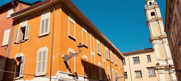 3 rooms Apartment in Parma, Italy No. 23555 16