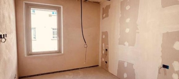 3 rooms Apartment in Parma, Italy No. 23555 15