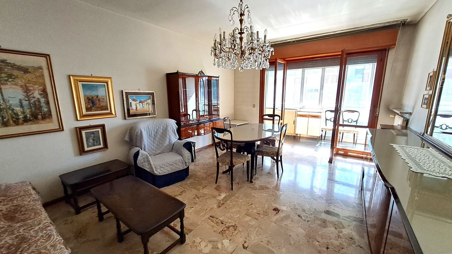 Apartamento de 4 dormitorios en Udine, Italy No. 376814