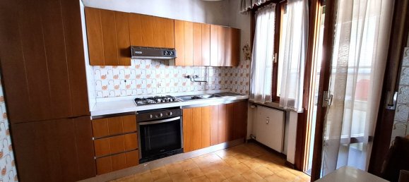 Apartamento de 4 dormitorios en Udine, Italy No. 376814 13