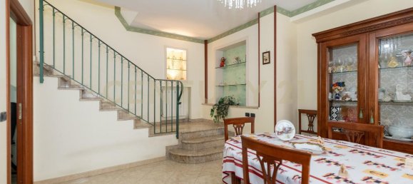 4غرفة منزل في San Gregorio di Catania, Italy رقم 143424 18