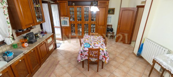 4غرفة منزل في San Gregorio di Catania, Italy رقم 143424 24