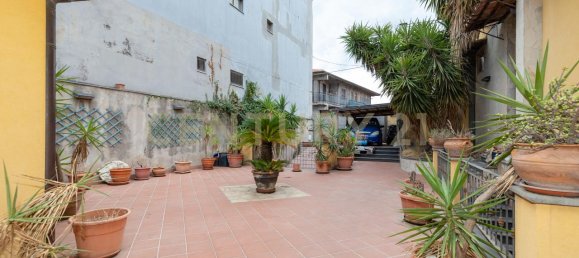 4غرفة منزل في San Gregorio di Catania, Italy رقم 143424 5