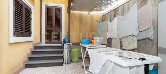 4غرفة منزل في San Gregorio di Catania, Italy رقم 143424 30