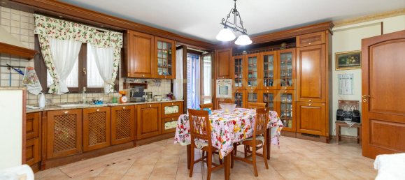 4غرفة منزل في San Gregorio di Catania, Italy رقم 143424 25