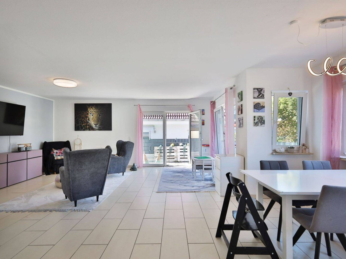 Casa de 5 habitaciónes en Boblingen, Germany No. 353428