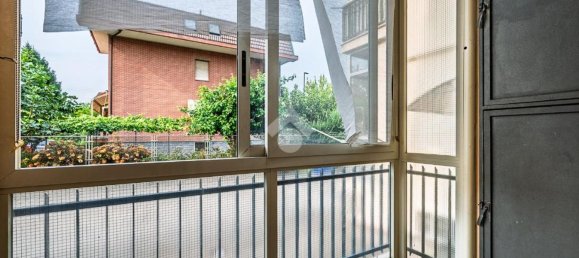 2 Schlafzimmer Wohnung in Collegno, Italy, Nr. 318737 8