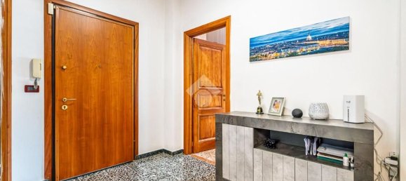 2 Schlafzimmer Wohnung in Collegno, Italy, Nr. 318737 3