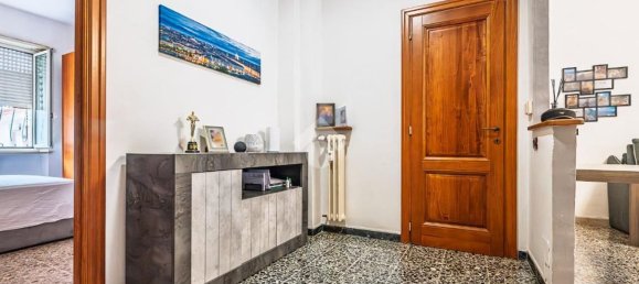 2 Schlafzimmer Wohnung in Collegno, Italy, Nr. 318737 2