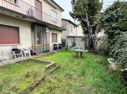 6 rooms House in Padua, Italy No. 32694