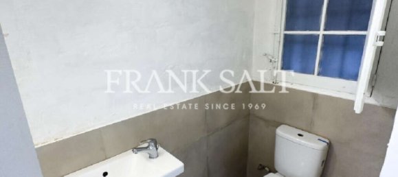 100m² Office in Valletta, Malta No. 12500 18