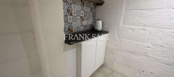 100m² Office in Valletta, Malta No. 12500 17