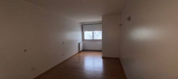 3 bedrooms Apartment in Matosinhos, Portugal No. 32259 9