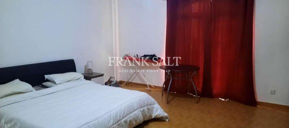 Apartamento de 2 dormitorios en Marsalforn, Malta No. 2903 7