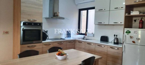 Apartamento de 2 dormitorios en Marsalforn, Malta No. 2903 8