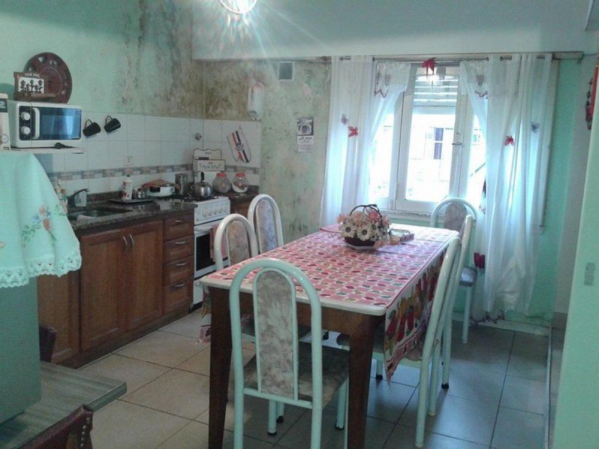 Studio in Mar del Plata, Argentina No. 100813