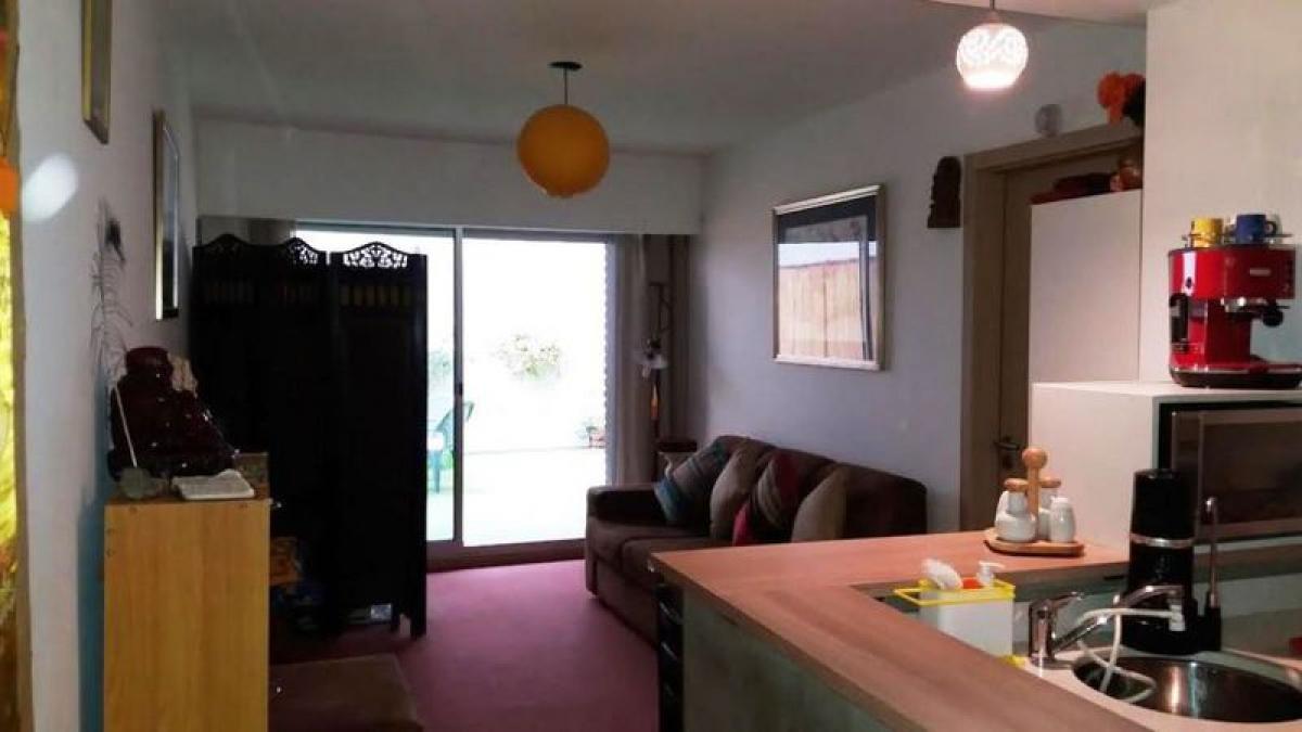 Studio in Montevideo, Uruguay No. 7527