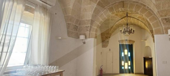 Casa de 5 dormitorios en Crispiano, Italy No. 27674 8