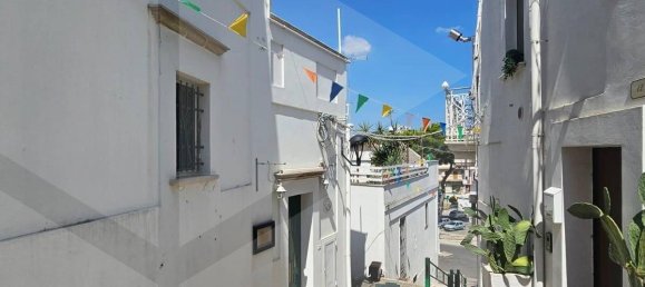 Casa de 5 dormitorios en Crispiano, Italy No. 27674 2