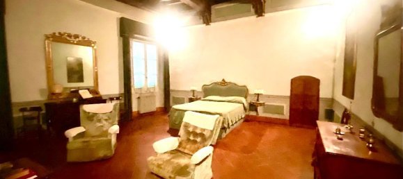 4 bedrooms Apartment in Siena, Italy No. 227834 5
