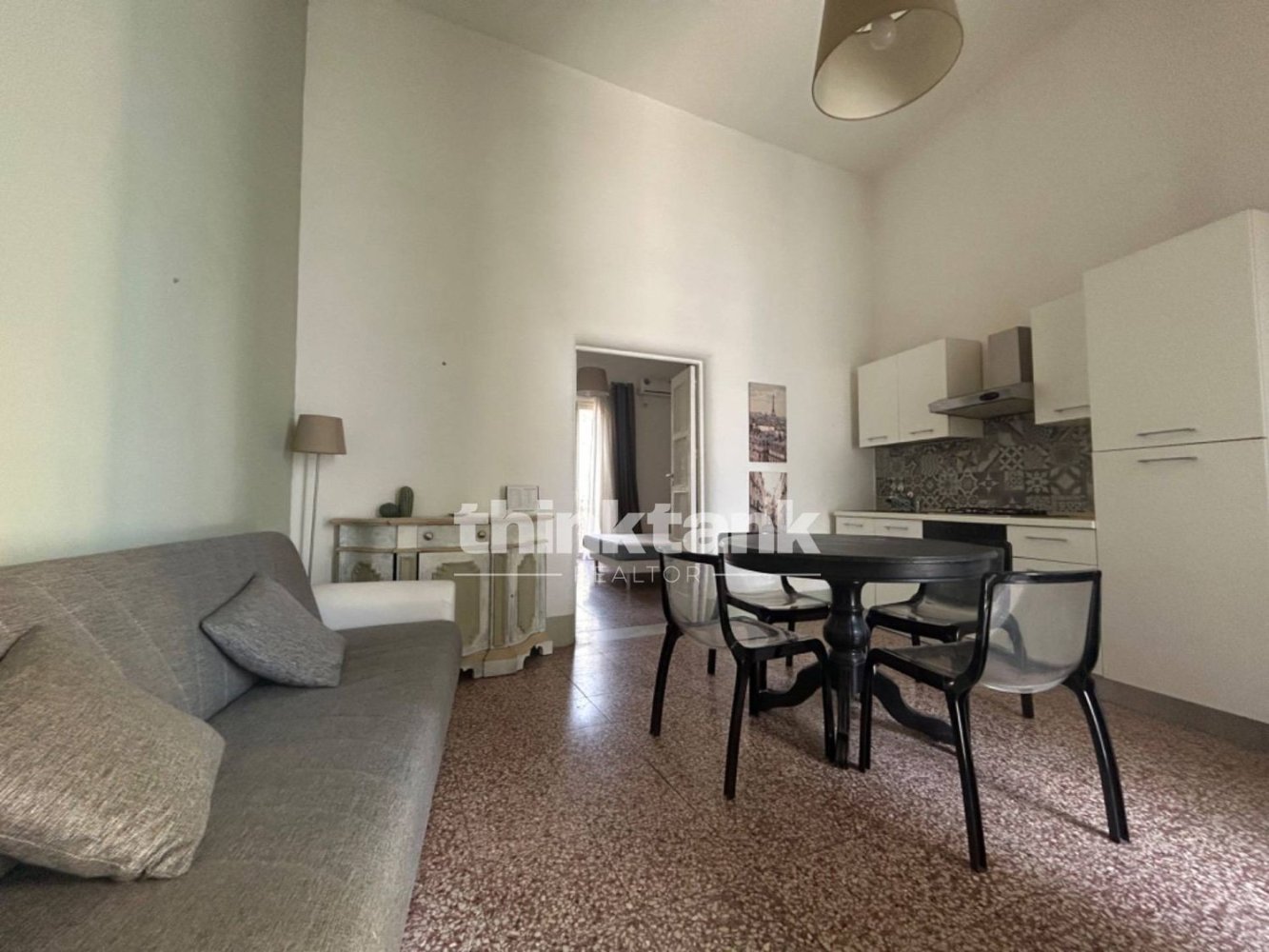 3-Zimmer Wohnung in Catania, Italy, Nr. 299563