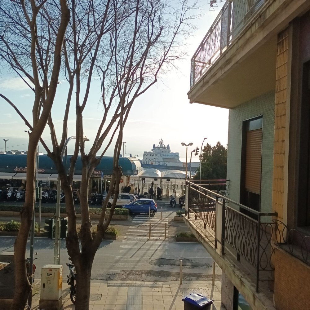 2غرفة شقة في Messina, Italy رقم 112553