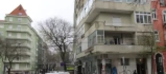 1 bedroom Apartment in Lisbon, Portugal No. 151967 2