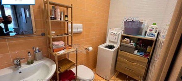 2 rooms Apartment in Rome, Italy No. 204728 2