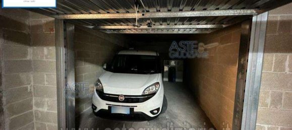 2 rooms Apartment in Rome, Italy No. 204728 6