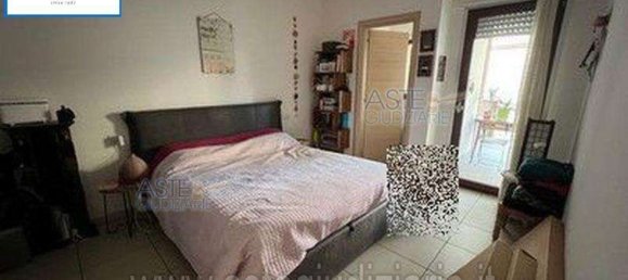 2 rooms Apartment in Rome, Italy No. 204728 3