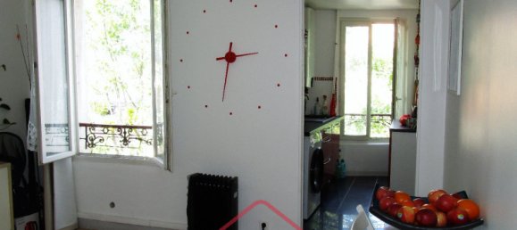 2-salle Appartement à L'Île-Saint-Denis, France No. 348773 2