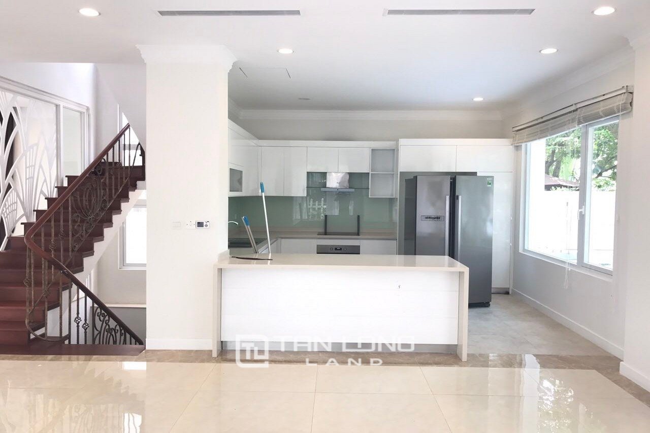 Villa T4 em Long Bien, Vietnam N.º 1302