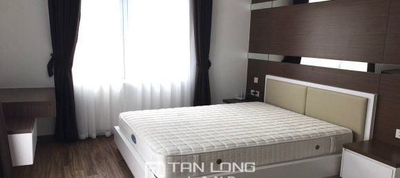 Villa T4 em Long Bien, Vietnam N.º 1302 5
