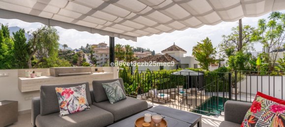 5 bedrooms Villa in Marbella, Spain No. 146394 5