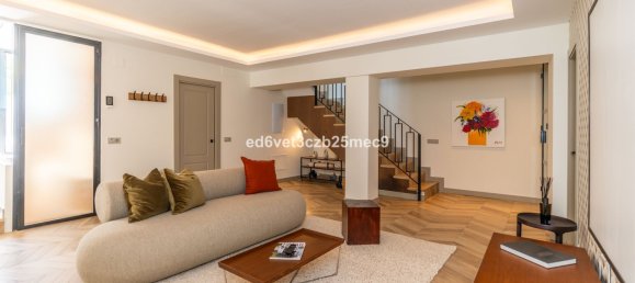 5 bedrooms Villa in Marbella, Spain No. 146394 20