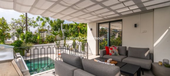 5 bedrooms Villa in Marbella, Spain No. 146394 6