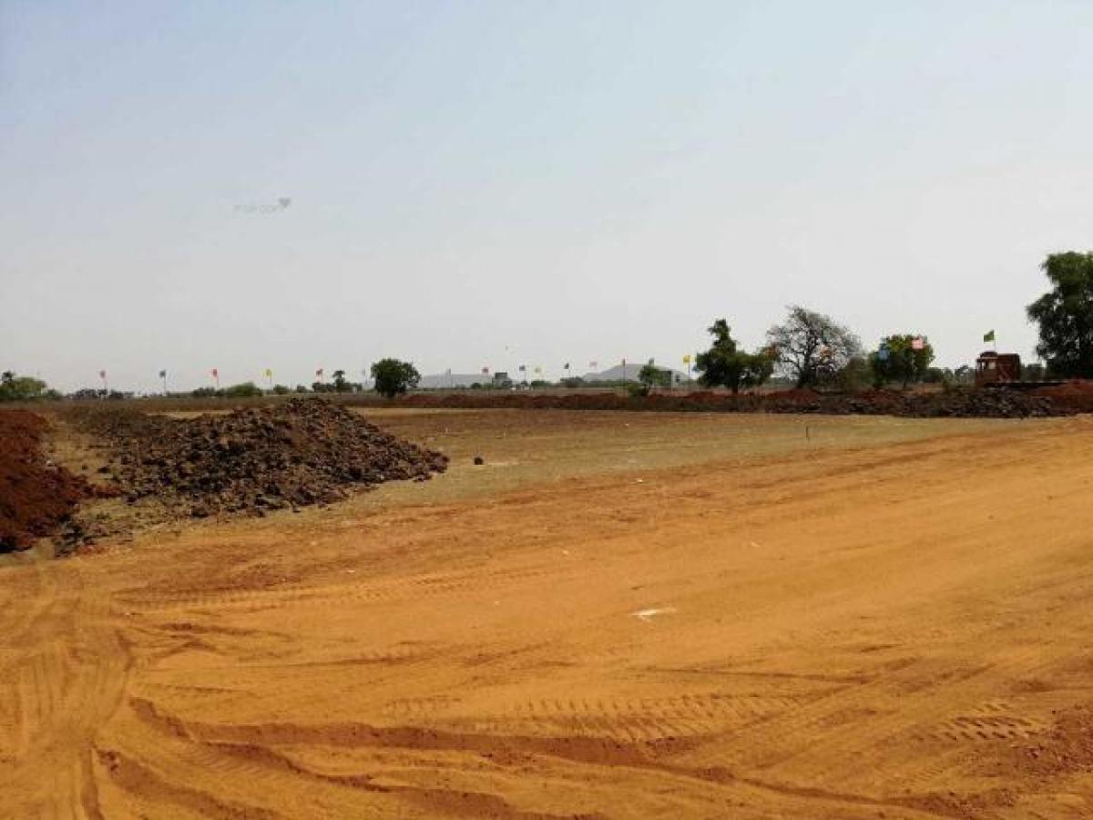 Grundstück in Guntur, India, Nr. 36126