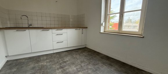 Здание с 10 спальнями в Монтиньи-ле-Мец, Франция № 231689 9