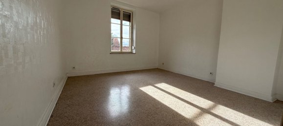 Здание с 10 спальнями в Монтиньи-ле-Мец, Франция № 231689 7