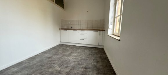 Здание с 10 спальнями в Монтиньи-ле-Мец, Франция № 231689 8