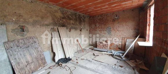 Дом с 4 комнатами в Аппьяно Джентиле, Италия № 167518 3