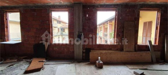 Дом с 4 комнатами в Аппьяно Джентиле, Италия № 167518 4