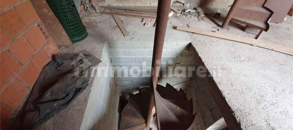 Дом с 4 комнатами в Аппьяно Джентиле, Италия № 167518 8